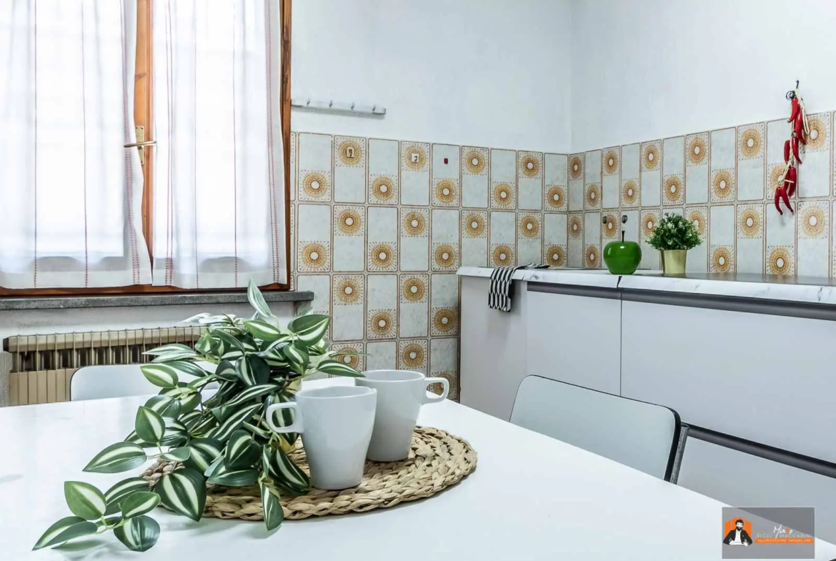 VILLA/CASA INDIPENDENTE in VENDITA a SAN GABRIELE DI BARICELLA | GIARDINO PRIVATO di 850MQ e PISCINA
