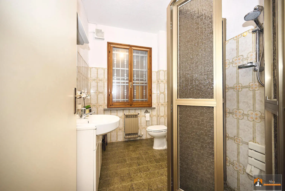 VILLA/CASA INDIPENDENTE in VENDITA a SAN GABRIELE DI BARICELLA | GIARDINO PRIVATO di 850MQ e PISCINA